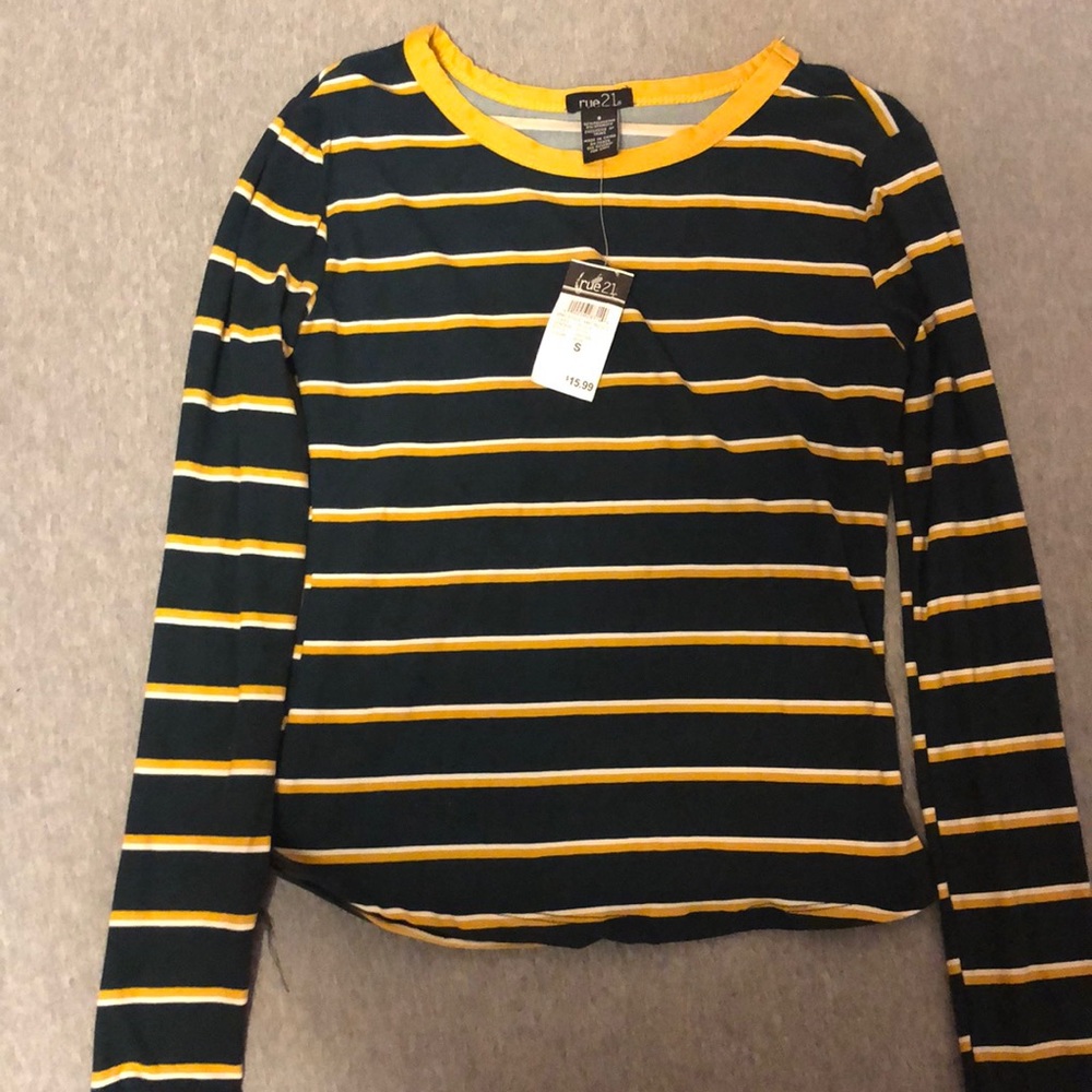 Rue 21 long sleeved striped shirt